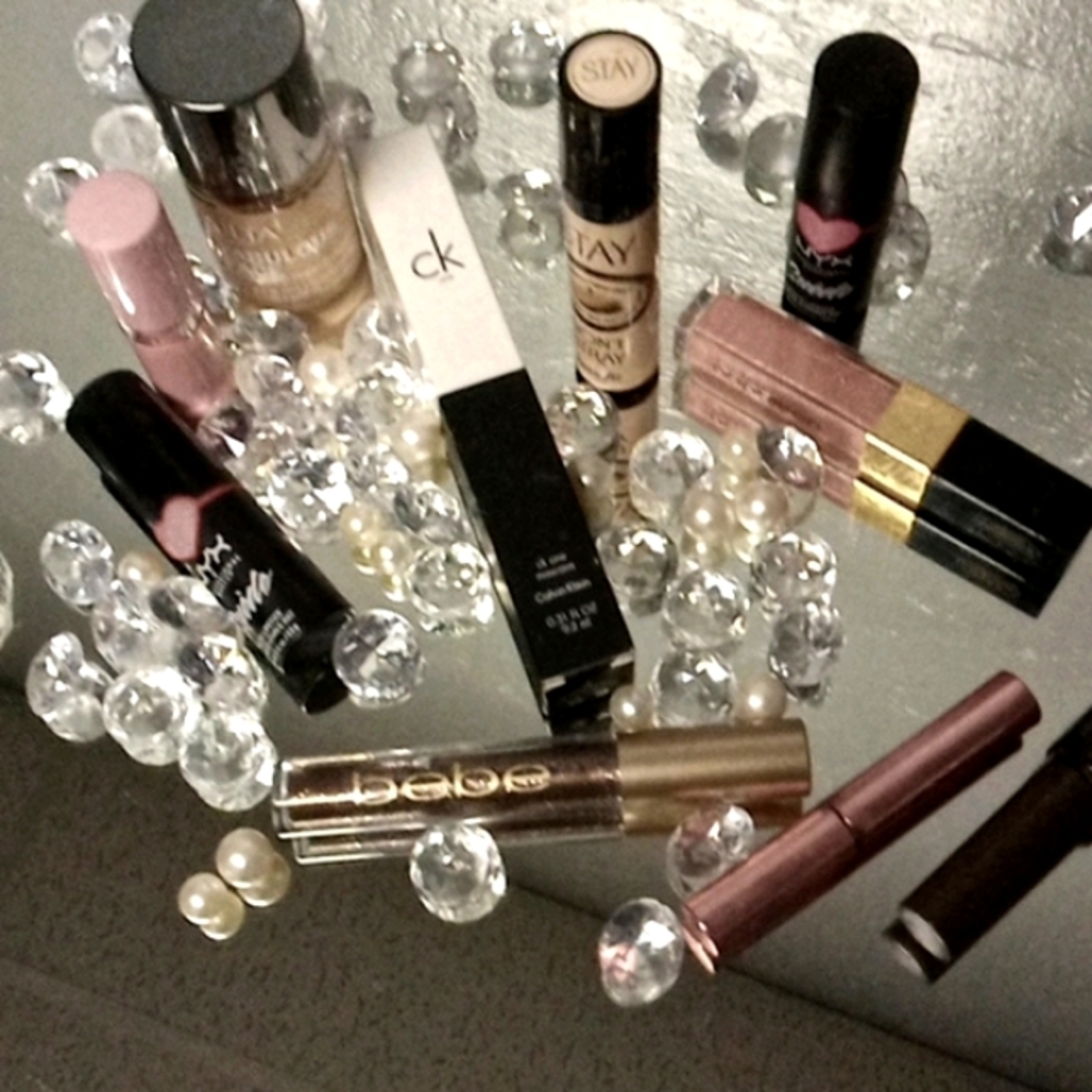 Make up bundle